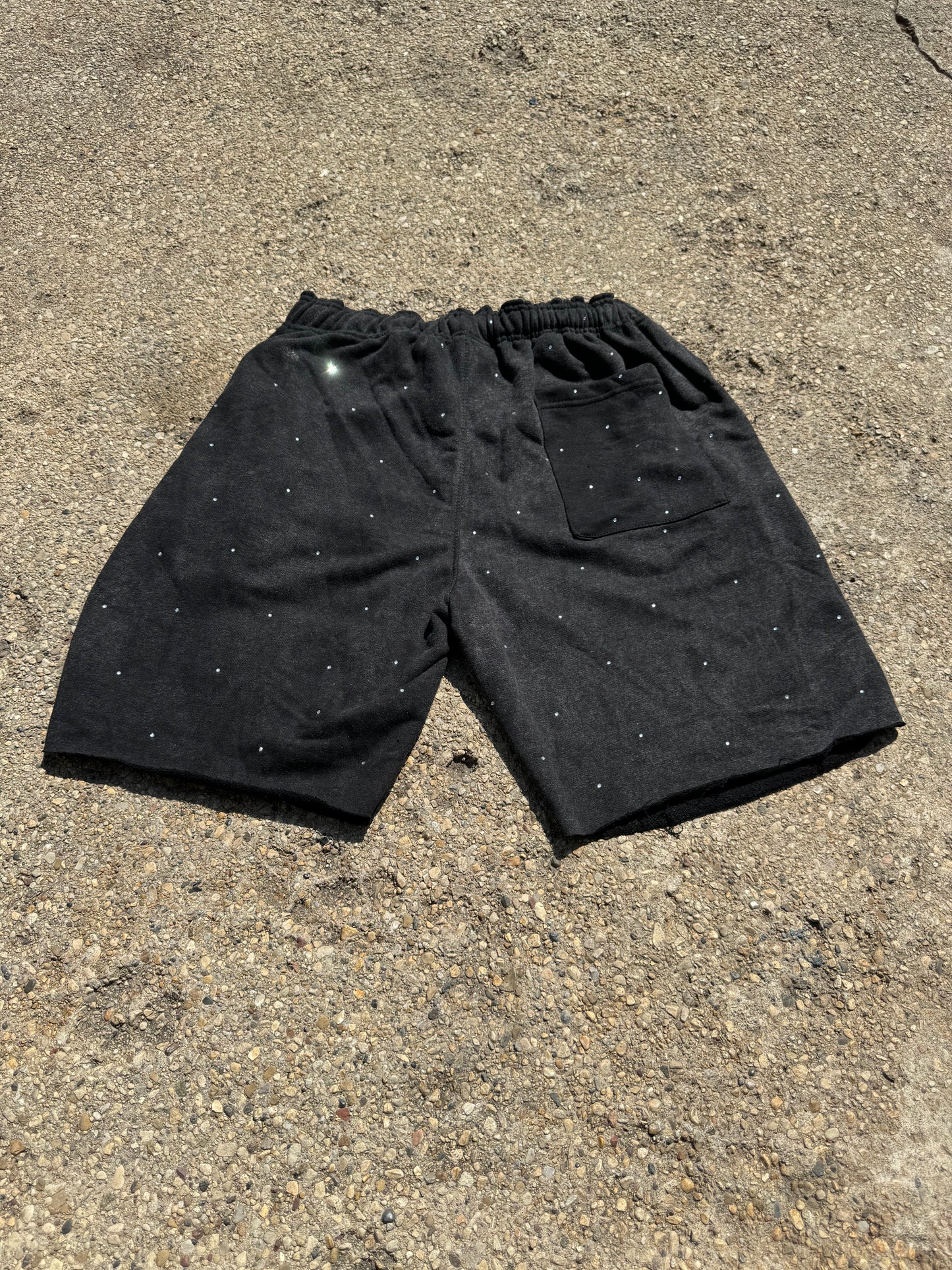 “Reach for the stars” terry shorts( black )