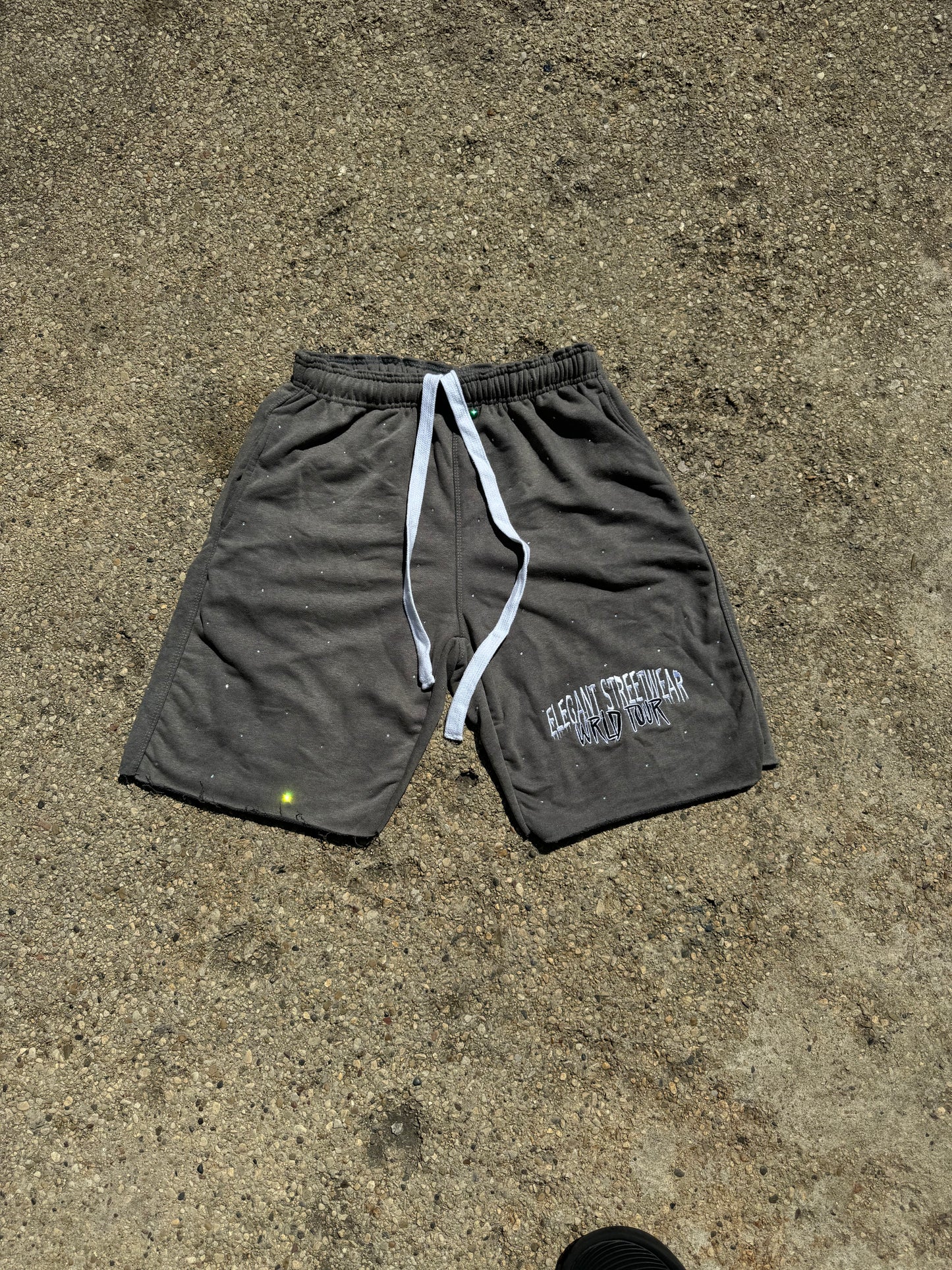 “Reach for the stars” terry shorts( grey )