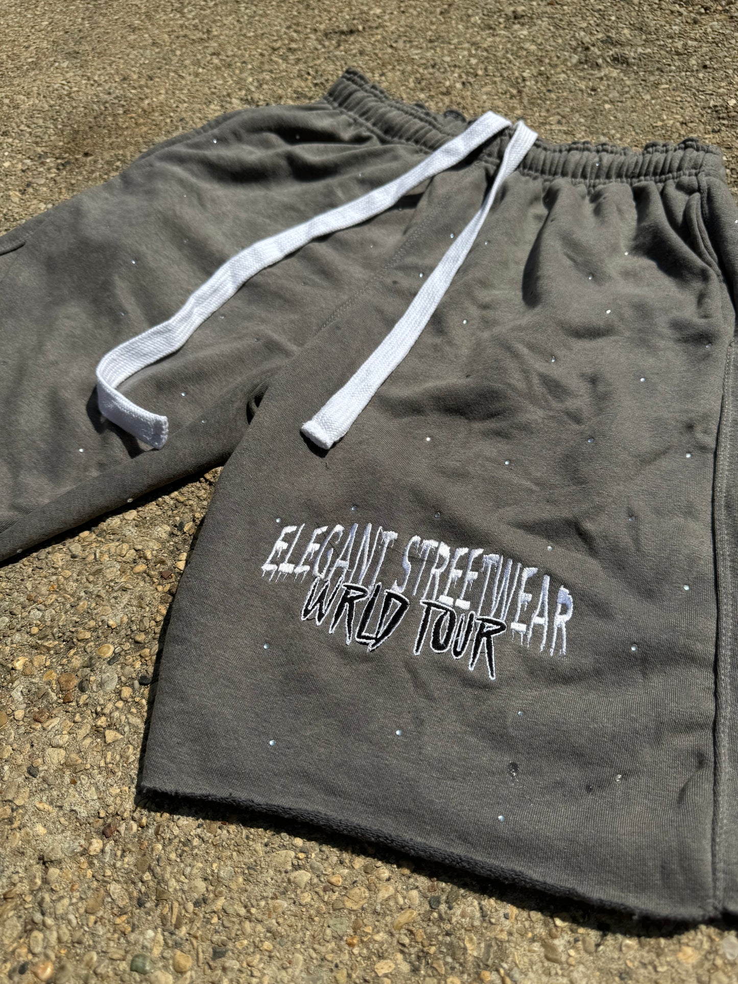 “Reach for the stars” terry shorts( grey )