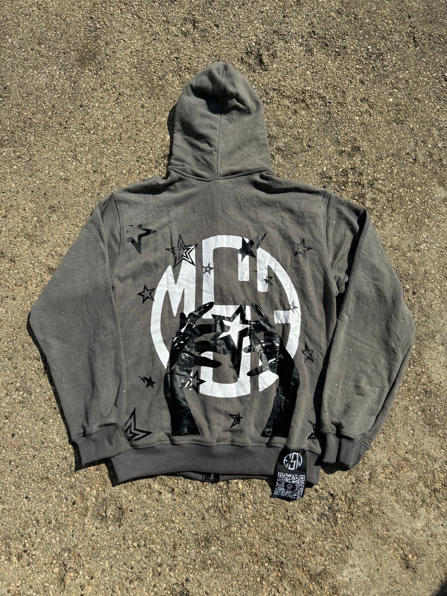 “Reach for the stars” zipped hoodie( grey )