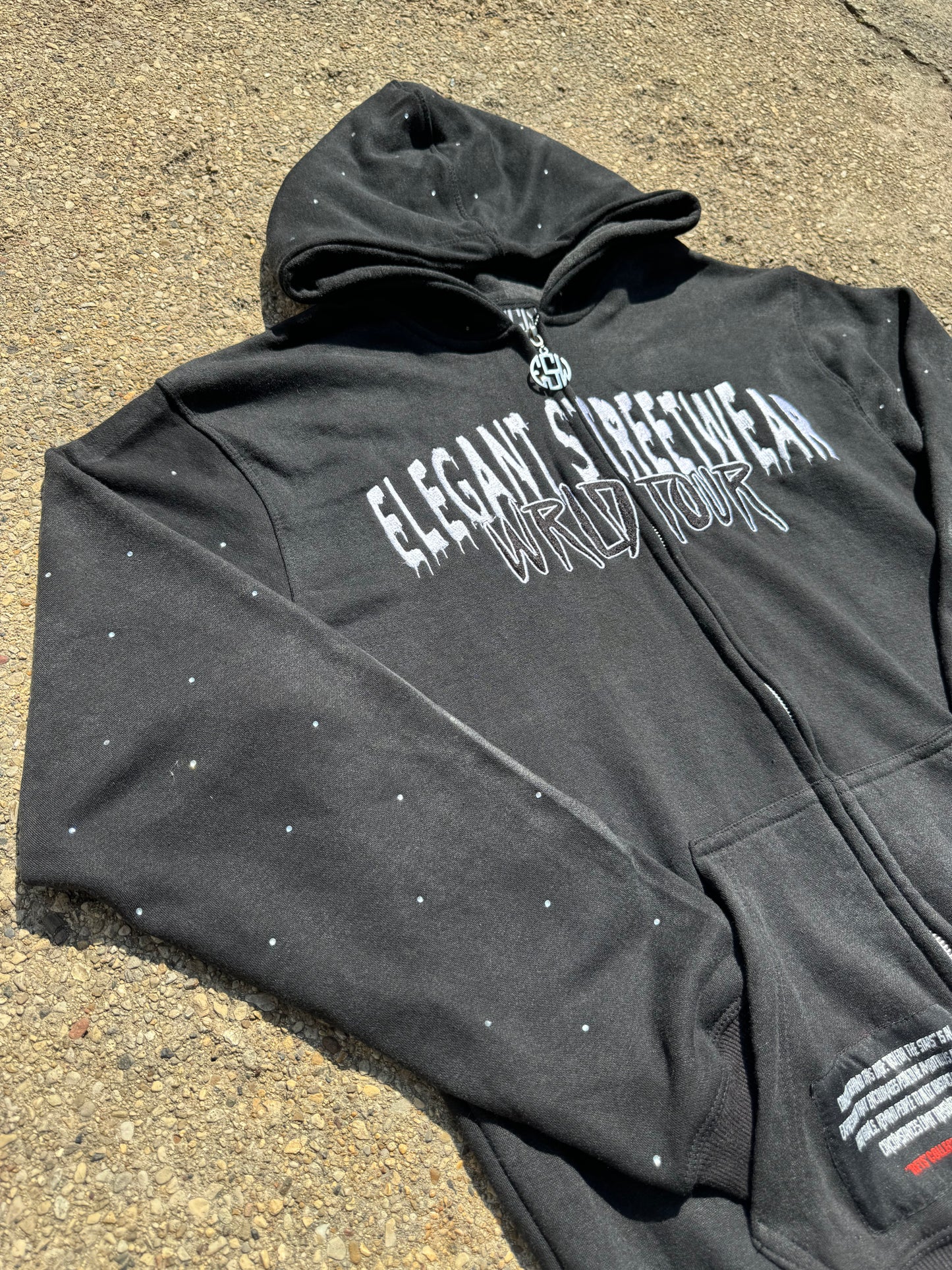 “Reach for the stars” zipped hoodie( black )